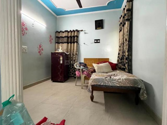 1 BHK Independent Builder Floor in Preet Vihar for rent New Delhi. The reference number is 20946005