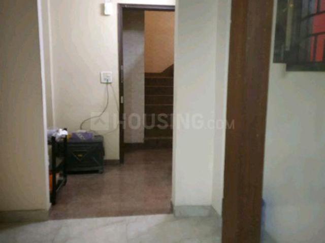 1 BHK Independent Builder Floor in Rajouri Garden for rent New Delhi. The reference number is 20680596