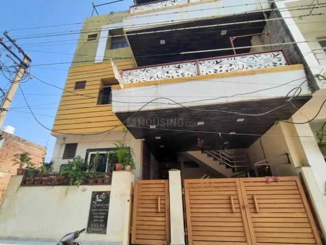 1 BHK Independent Builder Floor in Rama Krishna Puram for rent Kota. The reference number is 16108963