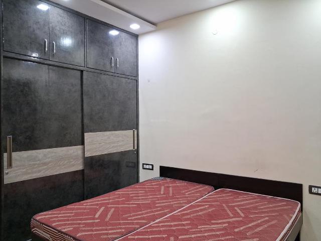 1 BHK Independent Builder Floor in Ramesh Nagar for rent New Delhi. The reference number is 18945178