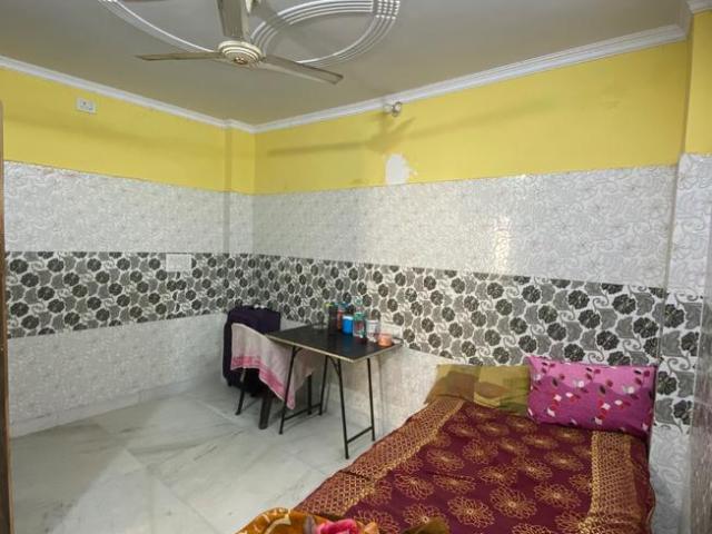 1 BHK Independent Builder Floor in Ranjeet Nagar for rent New Delhi. The reference number is 16130039