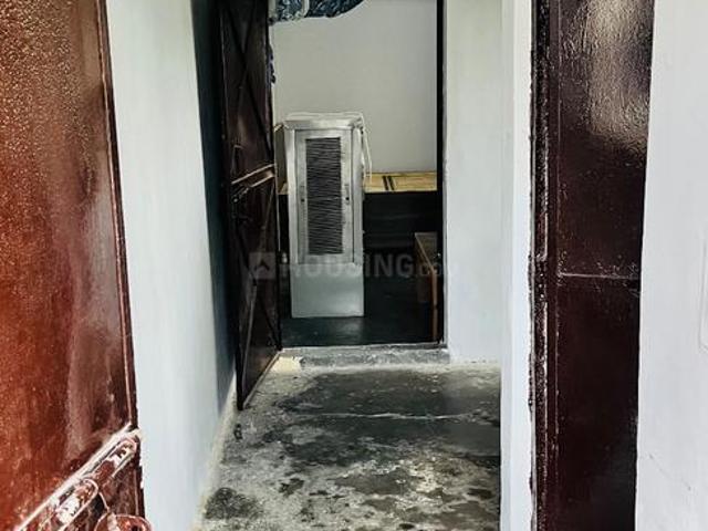 1 BHK Independent Builder Floor in Ranjeet Nagar for rent New Delhi. The reference number is 18385838