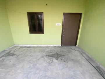 1 BHK Independent Builder Floor in Subhash Nagar for rent Meerut. The reference number is 14397328