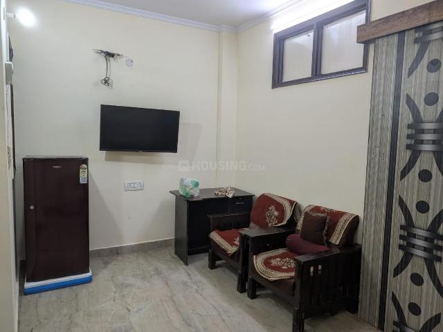 1 BHK Independent Builder Floor in Subhash Nagar for rent New Delhi. The reference number is 17743594