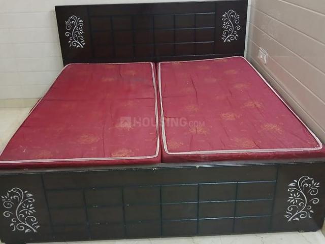 1 BHK Independent Builder Floor in Subhash Nagar for rent New Delhi. The reference number is 19527621