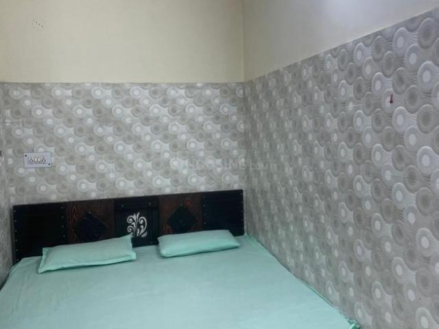 1 BHK Independent Builder Floor in Subhash Nagar for rent New Delhi. The reference number is 19982992