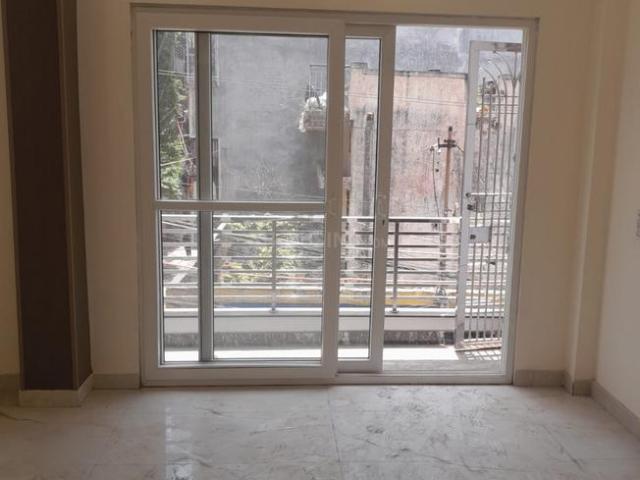 1 BHK Independent Builder Floor in Subhash Nagar for rent New Delhi. The reference number is 21112554