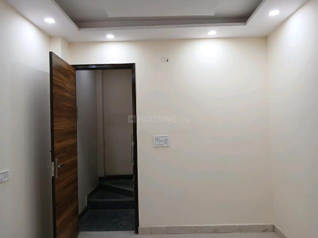 1 BHK Independent Builder Floor in Sudarshan Park for rent New Delhi. The reference number is 20225579