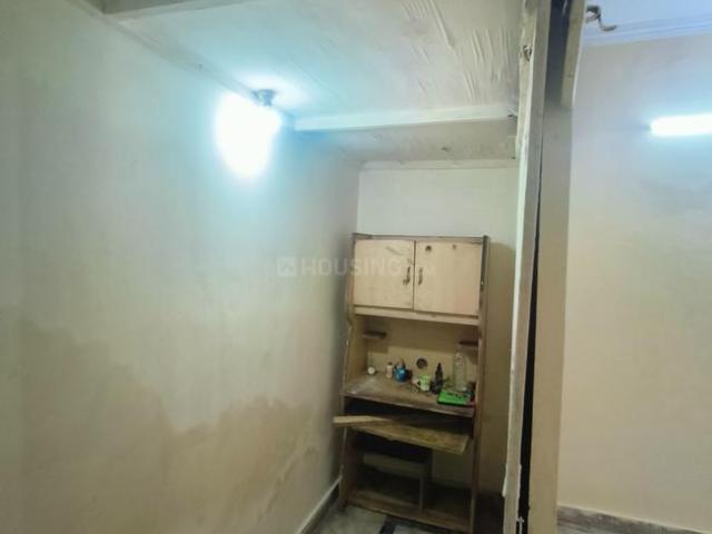 1 BHK Independent Builder Floor in Sudarshan Park for resale New Delhi. The reference number is 18707416