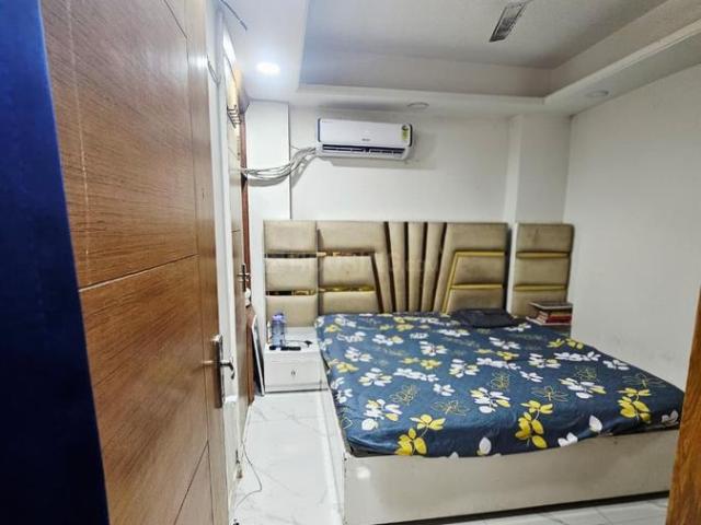 1 BHK Independent Builder Floor in Saket for rent New Delhi. The reference number is 20114379
