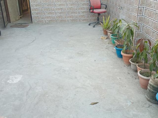 1 BHK Independent Builder Floor in Sant Nagar for rent New Delhi. The reference number is 19167160