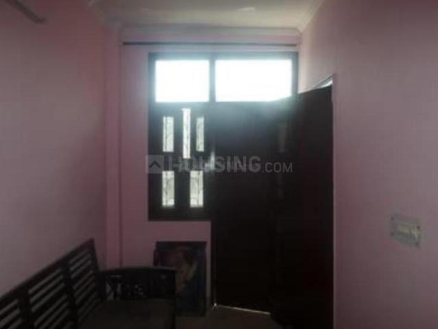 1 BHK Independent Builder Floor in Sant Nagar for rent New Delhi. The reference number is 20862298