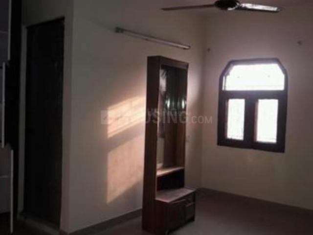 1 BHK Independent Builder Floor in Sant Nagar for rent New Delhi. The reference number is 21166571
