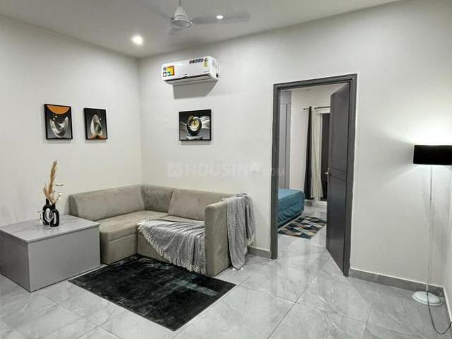 1 BHK Independent Builder Floor in Sushant Lok Phase 1 for rent Gurgaon. The reference number is 20501143