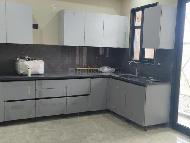 1 BHK Independent Builder Floor in Sector 43 for rent Noida. The reference number is 21195709