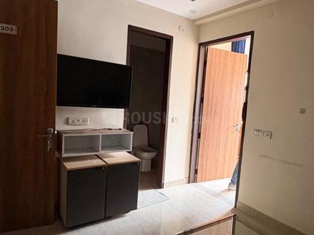 1 BHK Independent Builder Floor in Sector 40 for rent Gurgaon. The reference number is 20136511