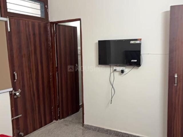 1 BHK Independent Builder Floor in Sector 52 for rent Gurgaon. The reference number is 20409958