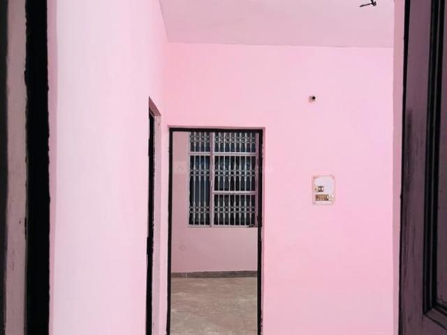 1 BHK Independent Builder Floor in Sector 55 for resale Faridabad. The reference number is 9077996