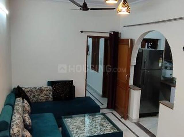 1 BHK Independent Builder Floor in Sector 5 Rohini for rent New Delhi. The reference number is 20756137