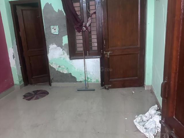 1 BHK Independent Builder Floor in Sector 63 A for rent Noida. The reference number is 20591086