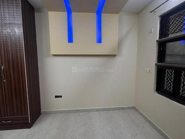 1 BHK Independent Builder Floor in Sector 6 Rohini for rent New Delhi. The reference number is 19613138