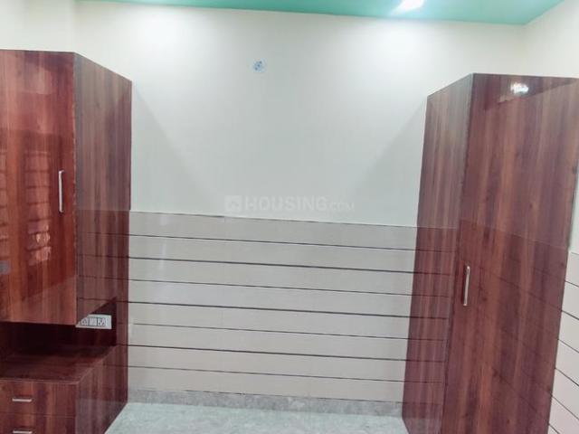 1 BHK Independent Builder Floor in Sector 6 Rohini for rent New Delhi. The reference number is 19858869