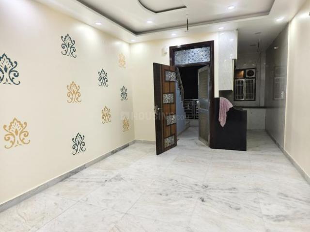 1 BHK Independent Builder Floor in Sector 6 Rohini for rent New Delhi. The reference number is 20511812