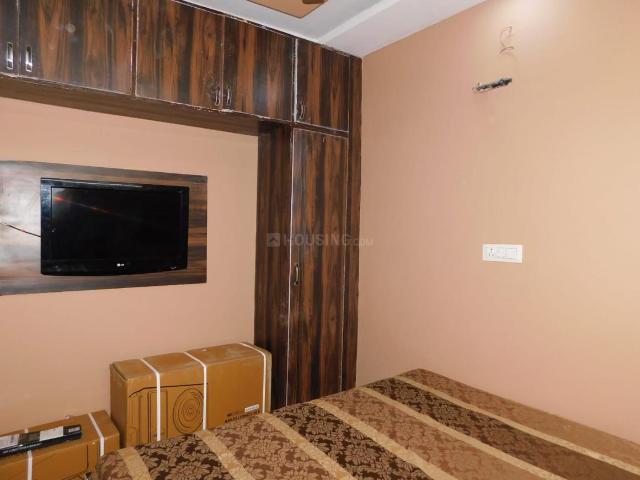 1 BHK Independent Builder Floor in Sector 6 Rohini for rent New Delhi. The reference number is 21213603