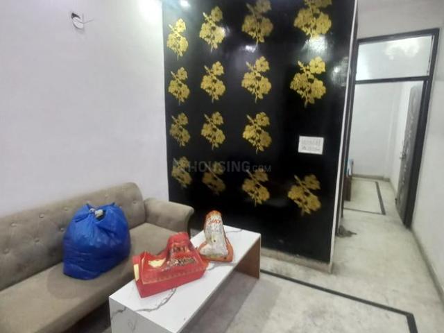 1 BHK Independent Builder Floor in Sector 8 Rohini for rent New Delhi. The reference number is 19912216