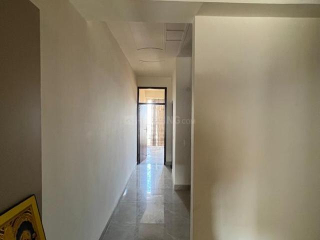 1 BHK Independent Builder Floor in Sector 107 for resale Noida. The reference number is 19726548