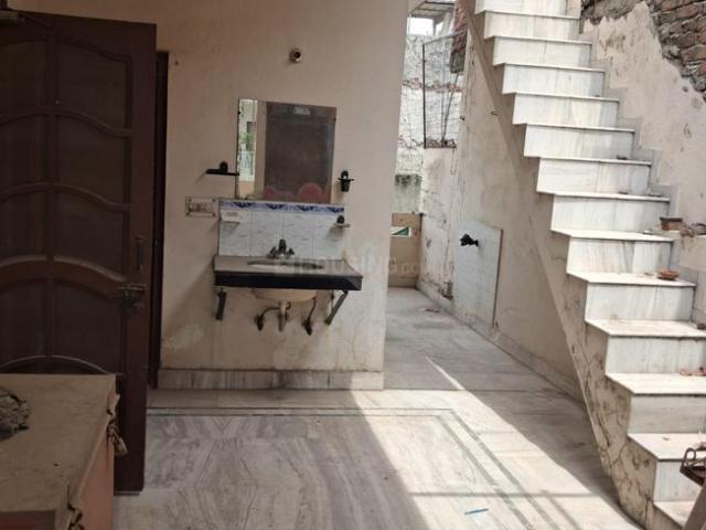 1 BHK Independent Builder Floor in Sector 11 for rent Faridabad. The reference number is 20973587