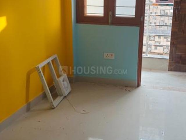 1 BHK Independent Builder Floor in Sector 12 for rent Noida. The reference number is 20937082