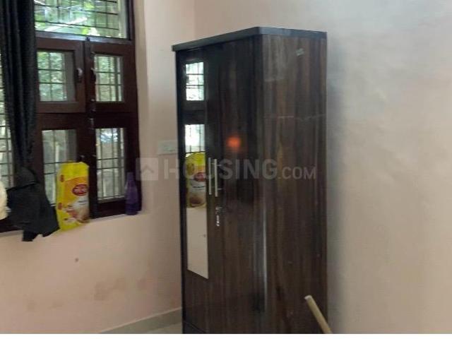 1 BHK Independent Builder Floor in Sector 12 for rent Noida. The reference number is 21357923