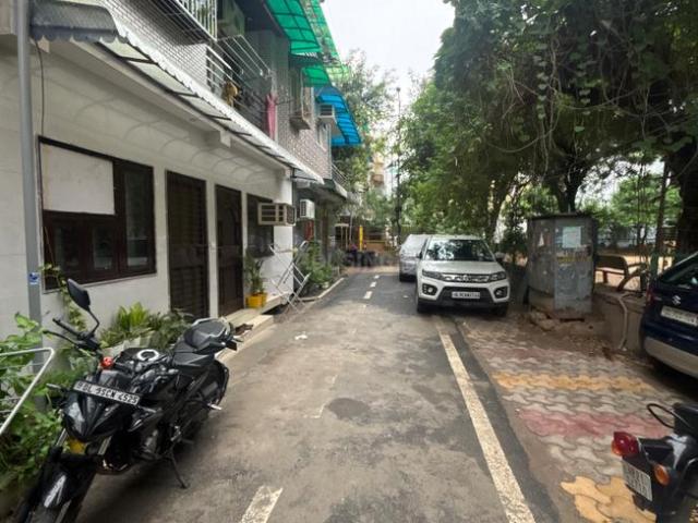 1 BHK Independent Builder Floor in Sector 14 Dwarka for rent New Delhi. The reference number is 20631691