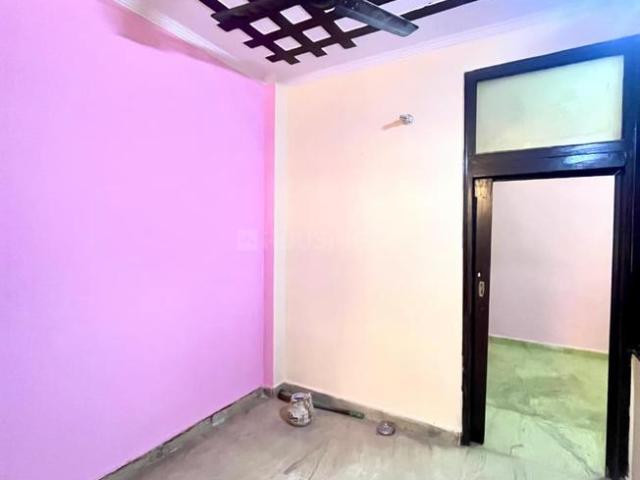 1 BHK Independent Builder Floor in Sector 24 Rohini for rent New Delhi. The reference number is 19691612