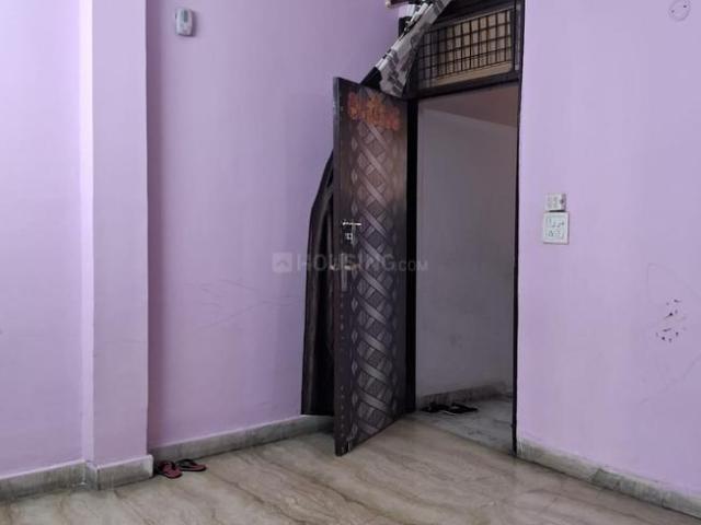 1 BHK Independent Builder Floor in Sector 24 Rohini for rent New Delhi. The reference number is 19843309