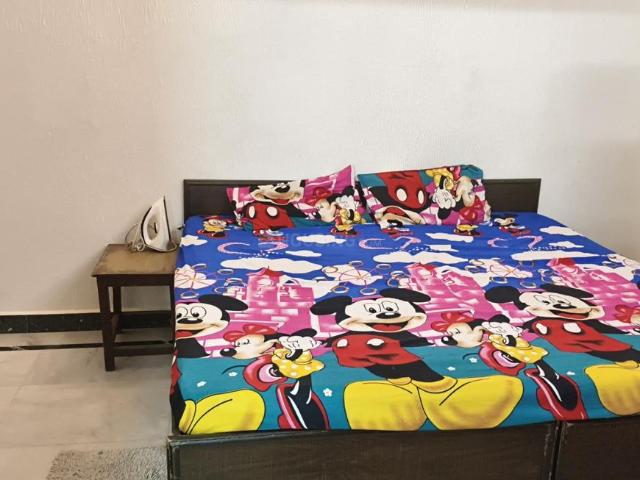 1 BHK Independent Builder Floor in Sector 30 for rent Faridabad. The reference number is 19446209