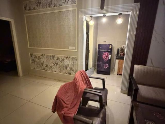 1 BHK Independent Builder Floor in Sector 34 for rent Chandigarh. The reference number is 21129255