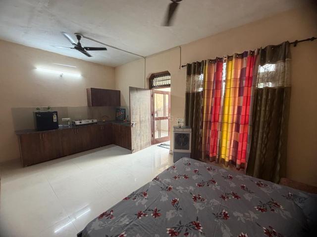 1 BHK Independent Builder Floor in Shaheed Bhagat Singh Nagar for rent Ludhiana. The reference number is 21312722