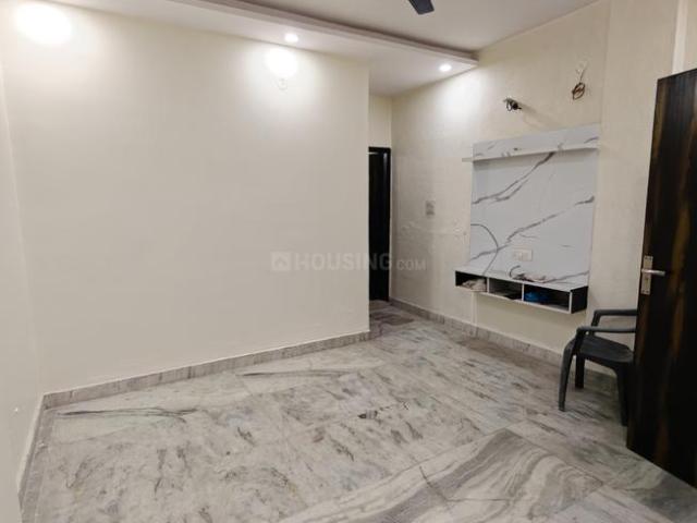 1 BHK Independent Builder Floor in Shalimar Bagh for rent New Delhi. The reference number is 16403010