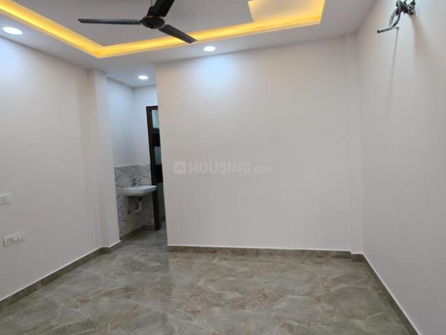 1 BHK Independent Builder Floor in Shalimar Bagh for rent New Delhi. The reference number is 17962102