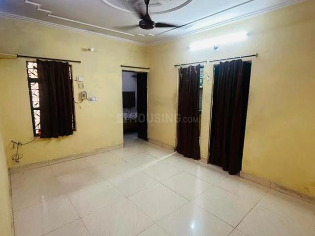 1 BHK Independent Builder Floor in Shalimar Bagh for rent New Delhi. The reference number is 20821970