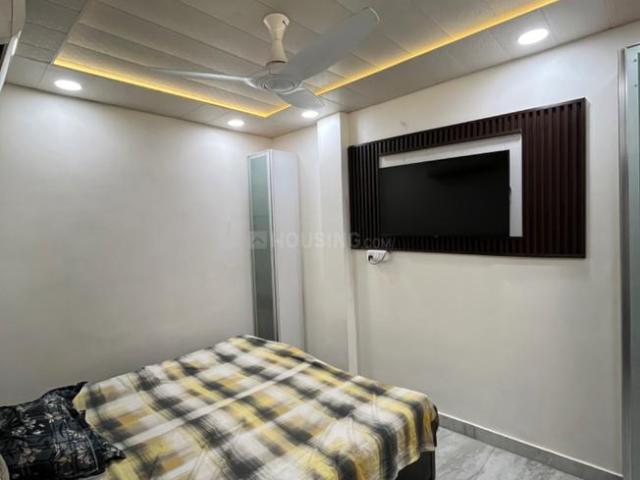1 BHK Independent Builder Floor in Shalimar Bagh for resale New Delhi. The reference number is 19707188