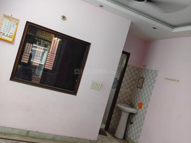 1 BHK Independent Builder Floor in Shalimar Bagh for resale New Delhi. The reference number is 20864998