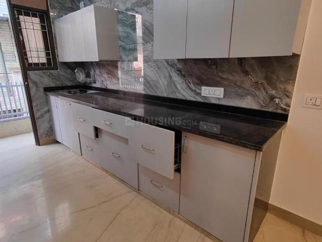 1 BHK Independent Builder Floor in Shalimar Bagh for resale New Delhi. The reference number is 5716129