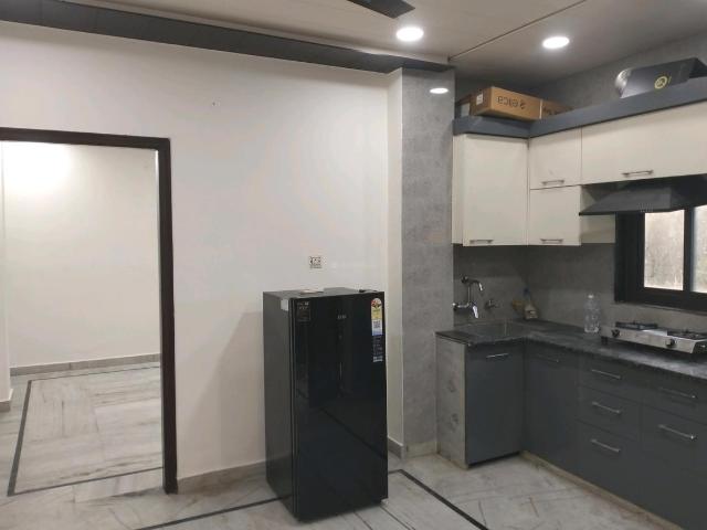 1 BHK Independent Builder Floor in Shastri Nagar for rent New Delhi. The reference number is 19530481