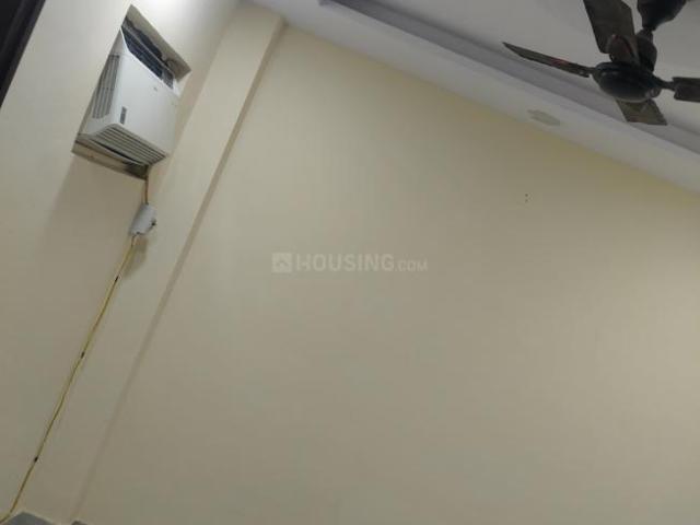 1 BHK Independent Builder Floor in Shastri Nagar for rent New Delhi. The reference number is 20107653