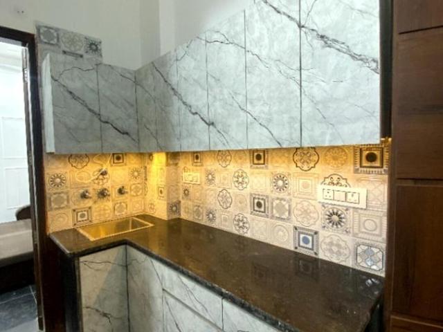 1 BHK Independent Builder Floor in Shastri Nagar for rent New Delhi. The reference number is 20858750