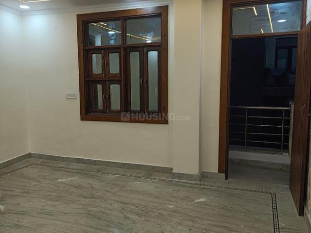 1 BHK Independent Builder Floor in Shastri Nagar for rent New Delhi. The reference number is 21078165