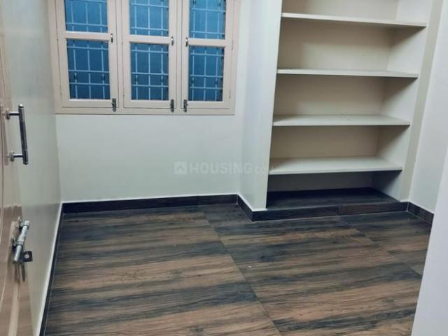 1 BHK Independent Builder Floor in Thorapadi for rent Vellore. The reference number is 20712367